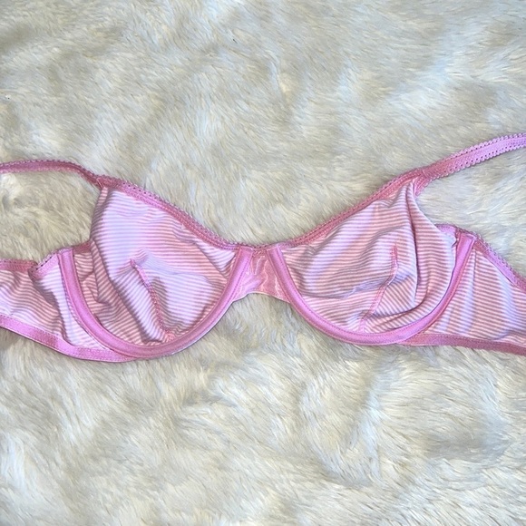 PINK Victoria’s Secret Y2K Bra - Picture 5 of 6